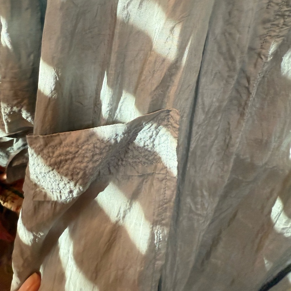 Vintage silk Gray Textured Kimono Robe - Picture 4 of 5